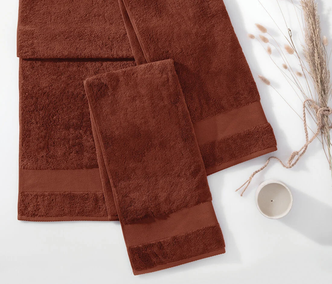 Хавлиена кърпа Essentials  - 50x90 см